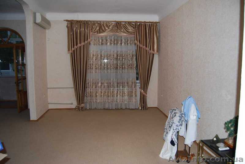 Продается четырехкомнатная квартира в центре г.Севастополя , пл.Ушакова , ул. Ба - <ro>Изображение</ro><ru>Изображение</ru> #1, <ru>Объявление</ru> #92115