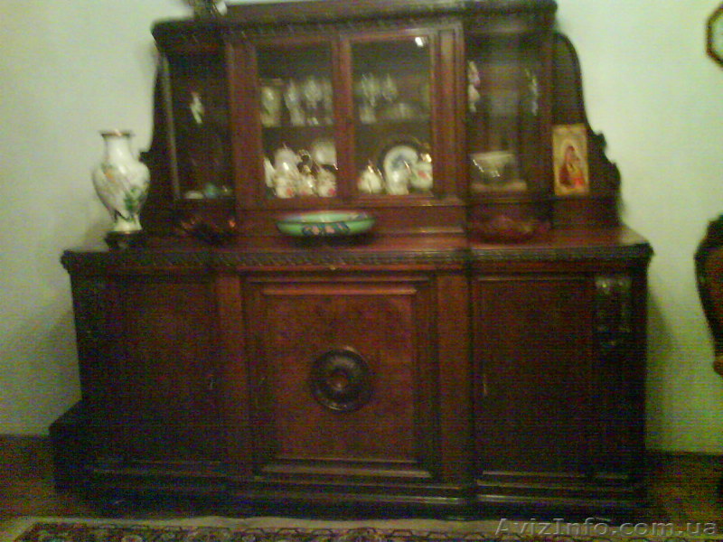Продам антикварный сервант 18 в - <ro>Изображение</ro><ru>Изображение</ru> #1, <ru>Объявление</ru> #465628