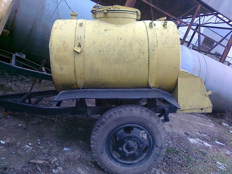 емкость на шасси 985л.(под квас) - <ro>Изображение</ro><ru>Изображение</ru> #1, <ru>Объявление</ru> #929638