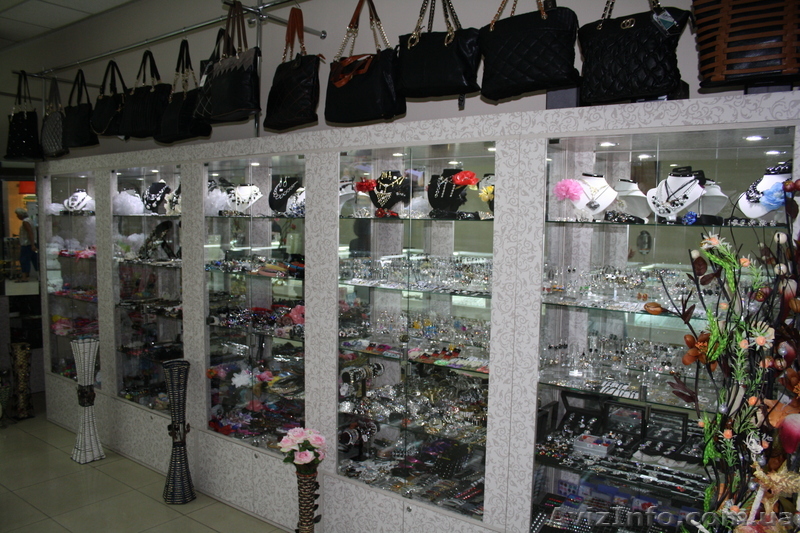 Продам торговое Оборудование Витрины Стекло - <ro>Изображение</ro><ru>Изображение</ru> #1, <ru>Объявление</ru> #1046016