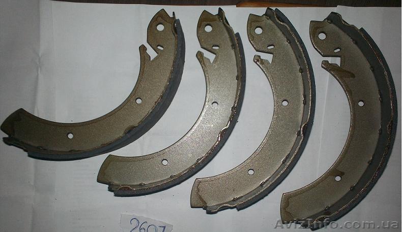 Колодки барабанного тормоза Ford Granada, Nissan Trade, Renault Super 5 - <ro>Изображение</ro><ru>Изображение</ru> #1, <ru>Объявление</ru> #1341947
