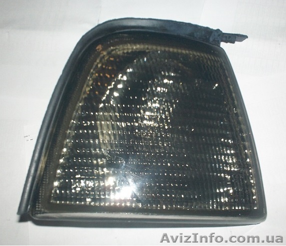 Фонарь указателя поворота Audi 80 правый - <ro>Изображение</ro><ru>Изображение</ru> #1, <ru>Объявление</ru> #1363509