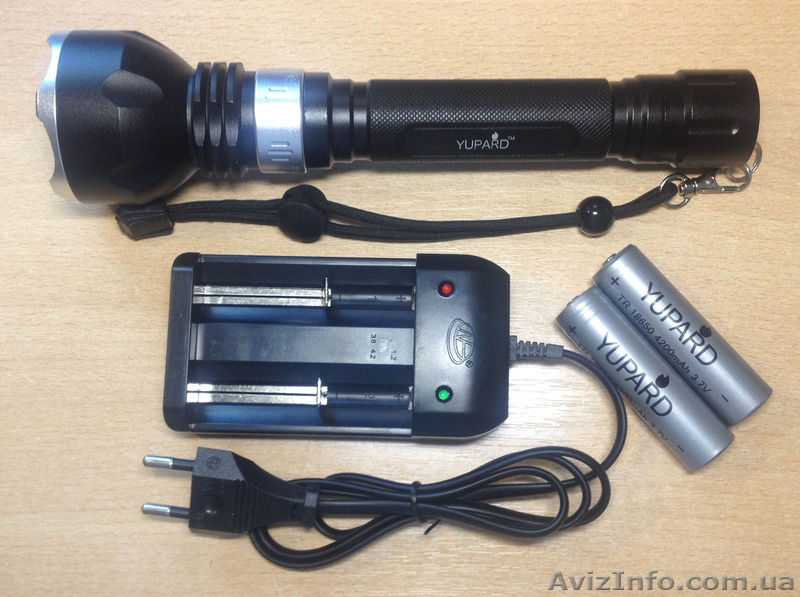 Подводный фонарь Yapard для дайвинга и подводной охоты - <ro>Изображение</ro><ru>Изображение</ru> #1, <ru>Объявление</ru> #1530038