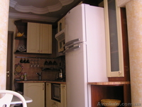 Аренда жилья посуточно Ялта квартира-56кв.мЦентр-вещевой рынок - <ro>Изображение</ro><ru>Изображение</ru> #3, <ru>Объявление</ru> #14243