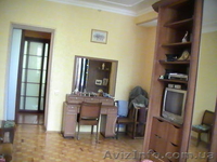 Продам квартиру в центер г. Симферополя, Сталинка - <ro>Изображение</ro><ru>Изображение</ru> #9, <ru>Объявление</ru> #574197