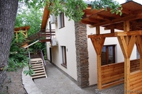 Новый трехэтажный дом в кипарисовой роще - <ro>Изображение</ro><ru>Изображение</ru> #1, <ru>Объявление</ru> #910267