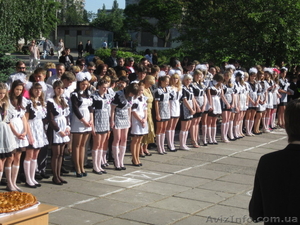 Форма  советского образца для выпускниц - <ro>Изображение</ro><ru>Изображение</ru> #1, <ru>Объявление</ru> #590572