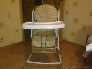 Продам детский стульчик для кормления Geoby - <ro>Изображение</ro><ru>Изображение</ru> #1, <ru>Объявление</ru> #651494