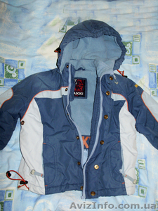 Продам куртку осеннию мал 3-4 года - <ro>Изображение</ro><ru>Изображение</ru> #1, <ru>Объявление</ru> #803771
