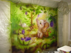 Фрески. Роспись стен в детских. Аэрография. Витражная роспись шкафов-купе.