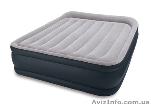 Двуспальная надувная кровать Intex 67736