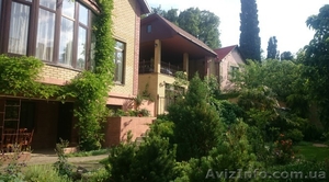 Продается двухэтажный дом в г.Ялте 380 м.кв. - <ro>Изображение</ro><ru>Изображение</ru> #1, <ru>Объявление</ru> #1472229