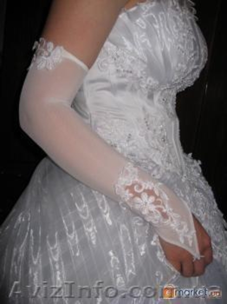 Великолепное свадебное платье - <ro>Изображение</ro><ru>Изображение</ru> #3, <ru>Объявление</ru> #42175