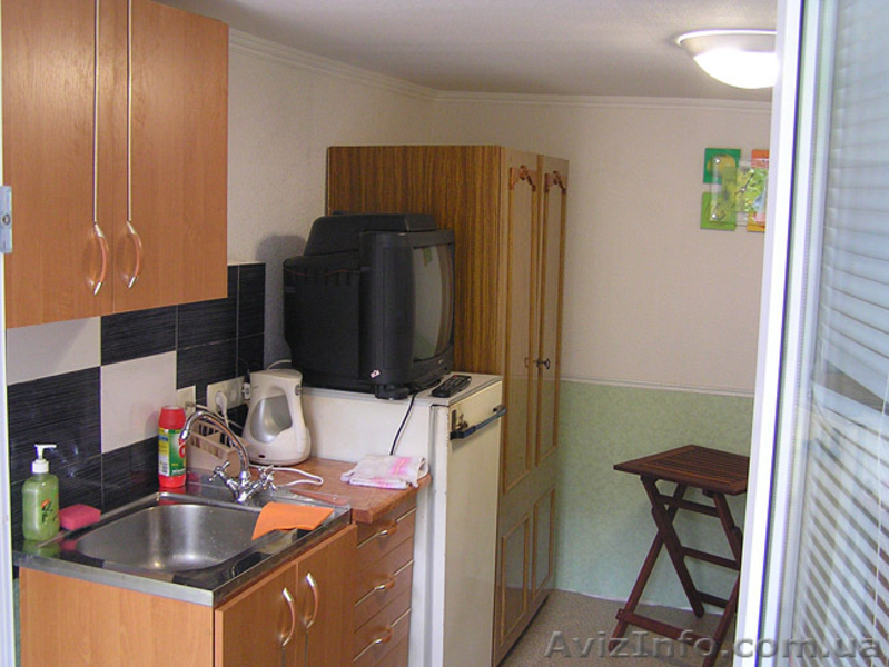 Жилье.Аренда комнат Ялта(отдельным входом)Центр.вещеваой рынок - <ro>Изображение</ro><ru>Изображение</ru> #5, <ru>Объявление</ru> #14247