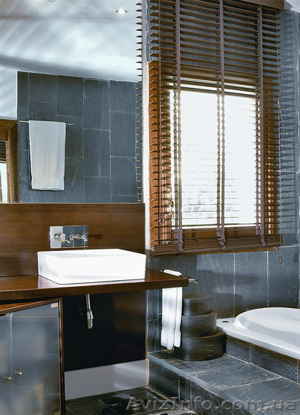 Деревянные жалюзи в интерьере Симферополь Крым.  - <ro>Изображение</ro><ru>Изображение</ru> #1, <ru>Объявление</ru> #188717