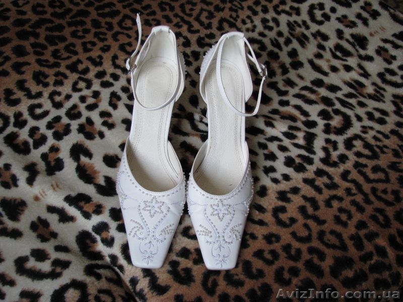 Свадебные туфли - <ro>Изображение</ro><ru>Изображение</ru> #1, <ru>Объявление</ru> #262476