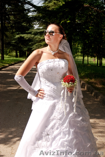 Продам Cвадебное Платье - <ro>Изображение</ro><ru>Изображение</ru> #1, <ru>Объявление</ru> #399440