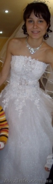 шикарные платья - <ro>Изображение</ro><ru>Изображение</ru> #2, <ru>Объявление</ru> #447620