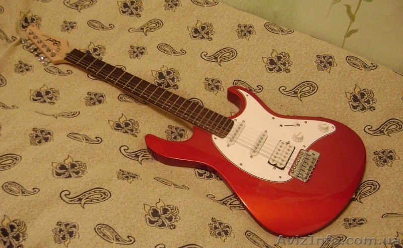 Продаю электрогитару - <ro>Изображение</ro><ru>Изображение</ru> #2, <ru>Объявление</ru> #553986