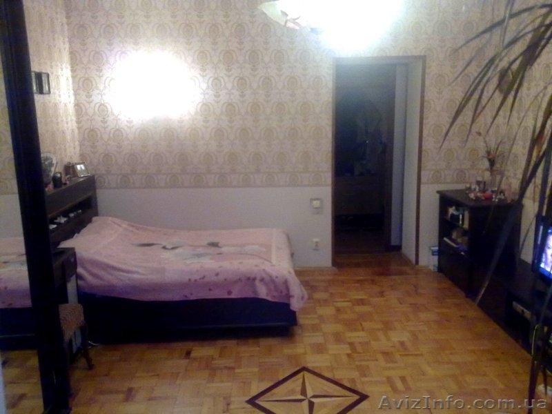 Продам квартиру в центер г. Симферополя, Сталинка - <ro>Изображение</ro><ru>Изображение</ru> #7, <ru>Объявление</ru> #574197