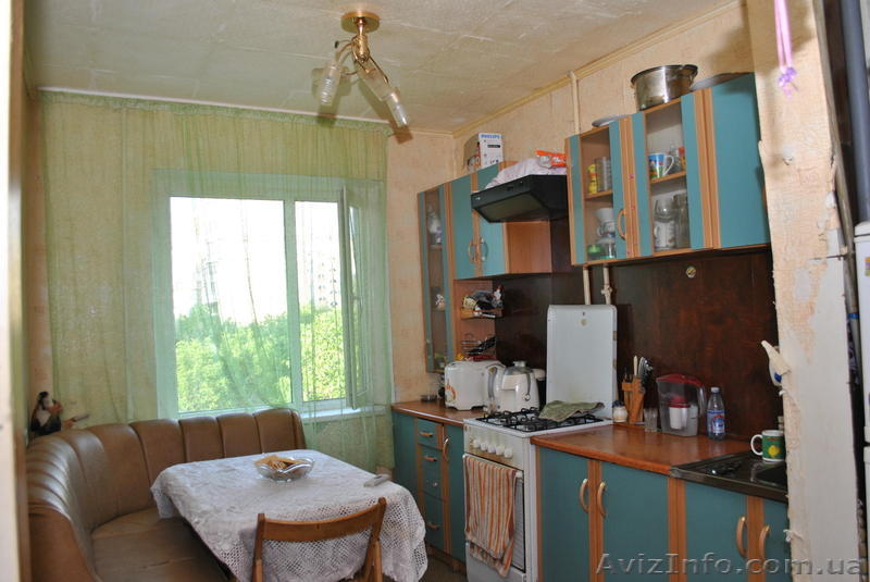 Продам 3- комнатную квартиру в Симферополе - <ro>Изображение</ro><ru>Изображение</ru> #2, <ru>Объявление</ru> #656231