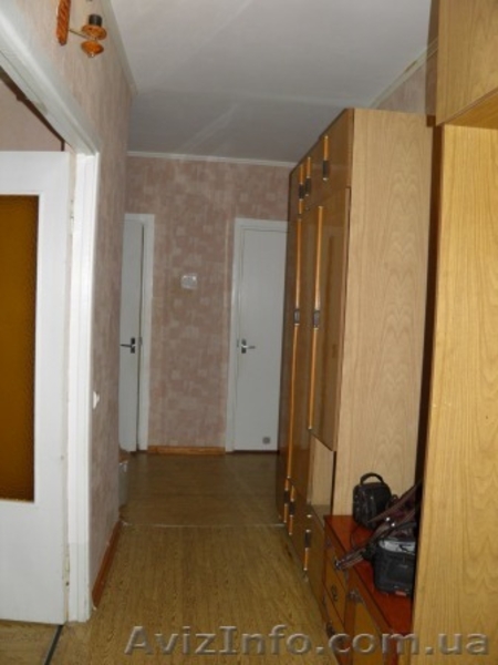 3-х к. кв. в Симферополе - <ro>Изображение</ro><ru>Изображение</ru> #3, <ru>Объявление</ru> #759108