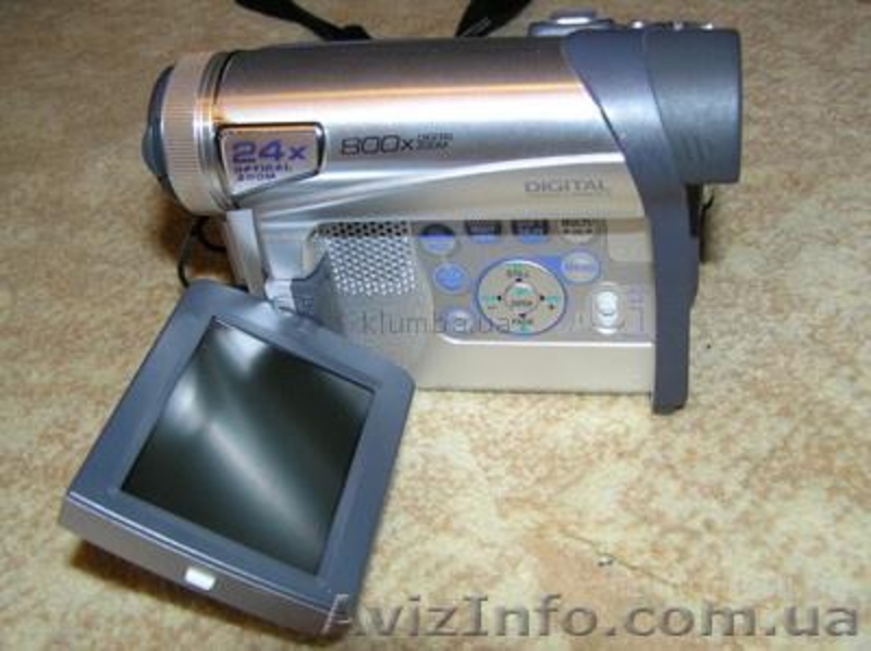 Цифровая видеокамера Panasonic NV-GS11. - <ro>Изображение</ro><ru>Изображение</ru> #2, <ru>Объявление</ru> #772862