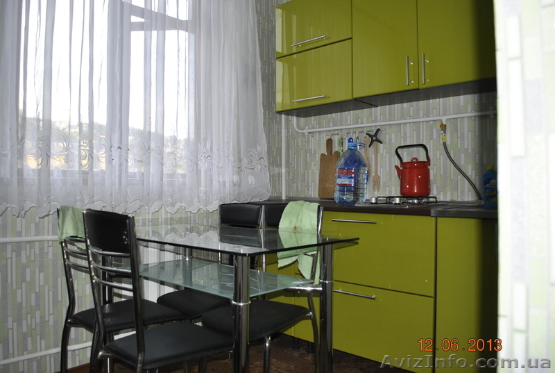 Ялта 2-комнатная квартира по ул. Киевская, 20. 5-7 мин. до набережной - <ro>Изображение</ro><ru>Изображение</ru> #4, <ru>Объявление</ru> #989865