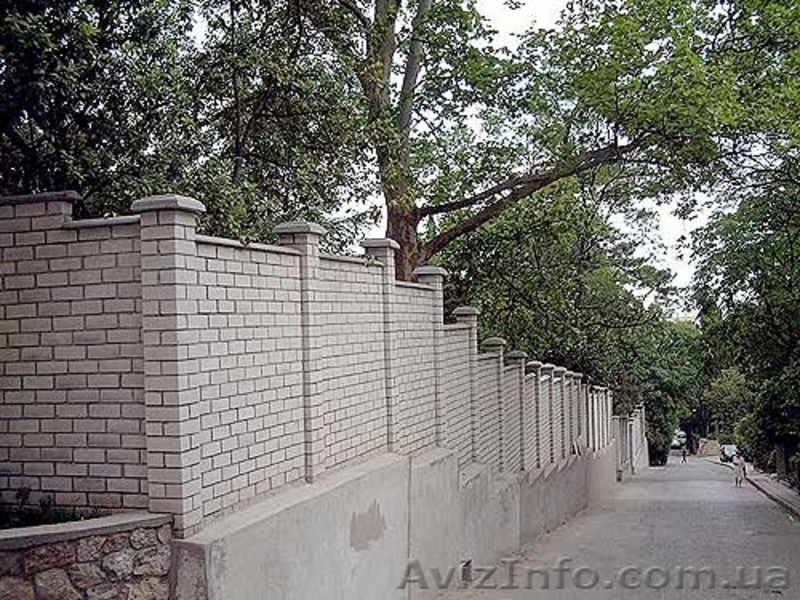 Продажа уникального здания в центре Ялты с участком 31 сотка. - <ro>Изображение</ro><ru>Изображение</ru> #3, <ru>Объявление</ru> #1273656