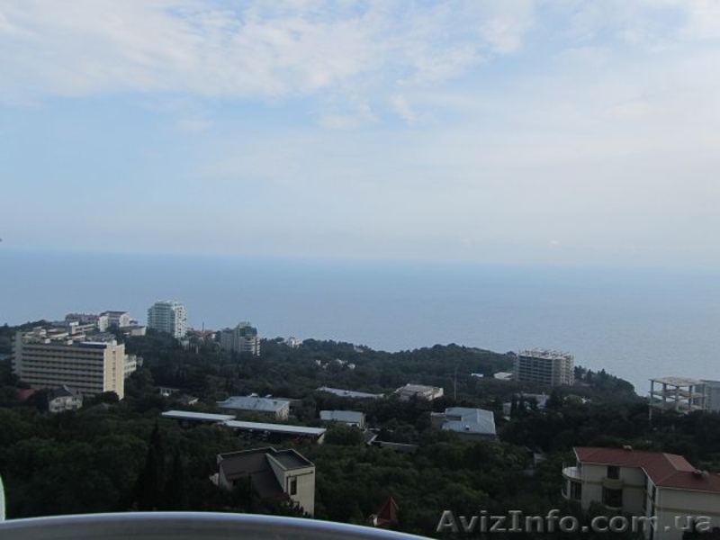 Просторная 3х комнатная квартира в Ялте ! - <ro>Изображение</ro><ru>Изображение</ru> #3, <ru>Объявление</ru> #1309052