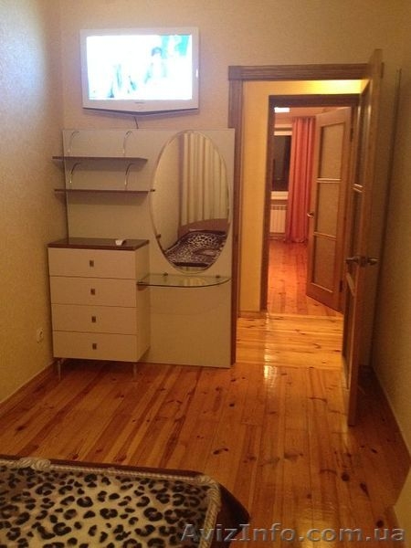 Продается 3ккв. улучшенной планировки в Ялте - <ro>Изображение</ro><ru>Изображение</ru> #4, <ru>Объявление</ru> #1352421