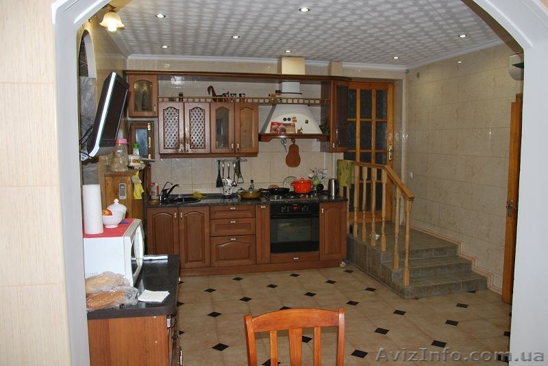 Продается 3эт дом в Большой Ялте (Алупка) - <ro>Изображение</ro><ru>Изображение</ru> #2, <ru>Объявление</ru> #1367633