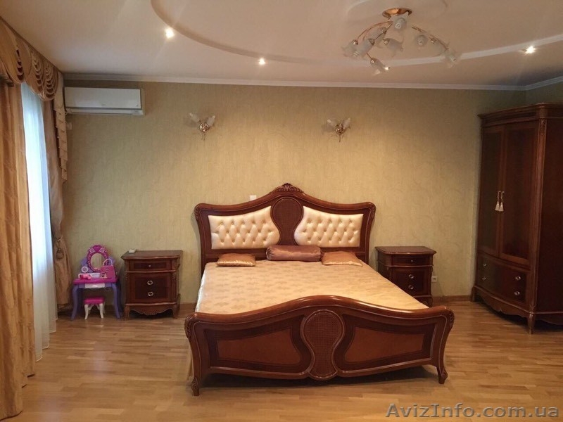 Продам элитные V.I.P. апартаменты в самом центре Ялты у моря - <ro>Изображение</ro><ru>Изображение</ru> #2, <ru>Объявление</ru> #1585101