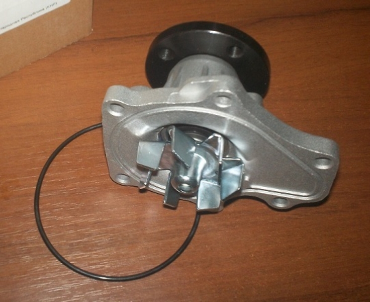 Насос водяной / помпа  Geely Emgrand X7, 2.0л. – 2.4л. - <ro>Изображение</ro><ru>Изображение</ru> #2, <ru>Объявление</ru> #1646433